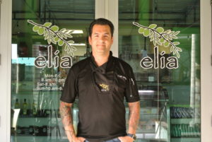 i8tonite with Elia Miami's Chef Dimitri Harvalis & Recipe for Papoutsakia