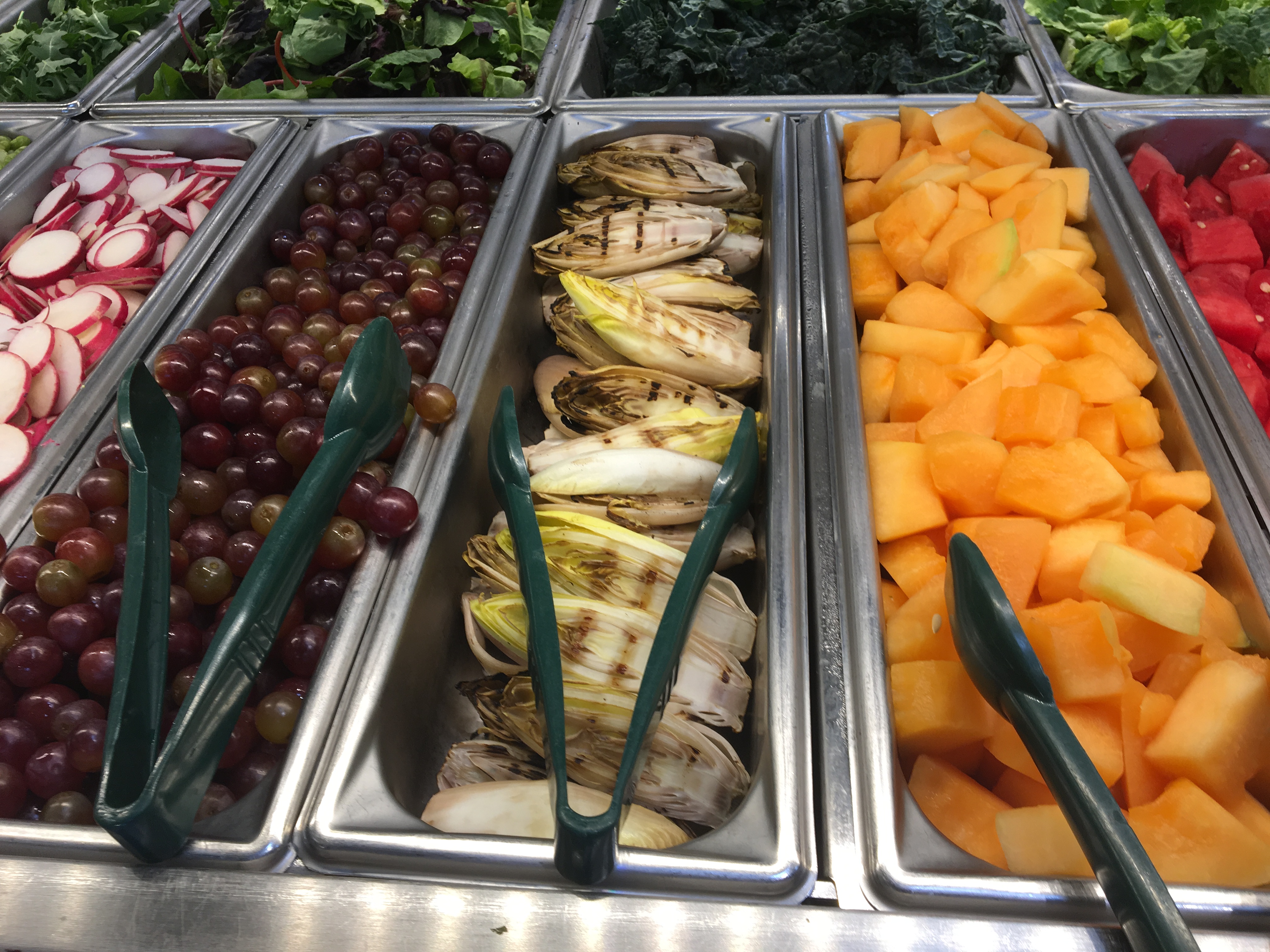 15 Popular Items From The Whole Foods Hot Bar, Ranked
